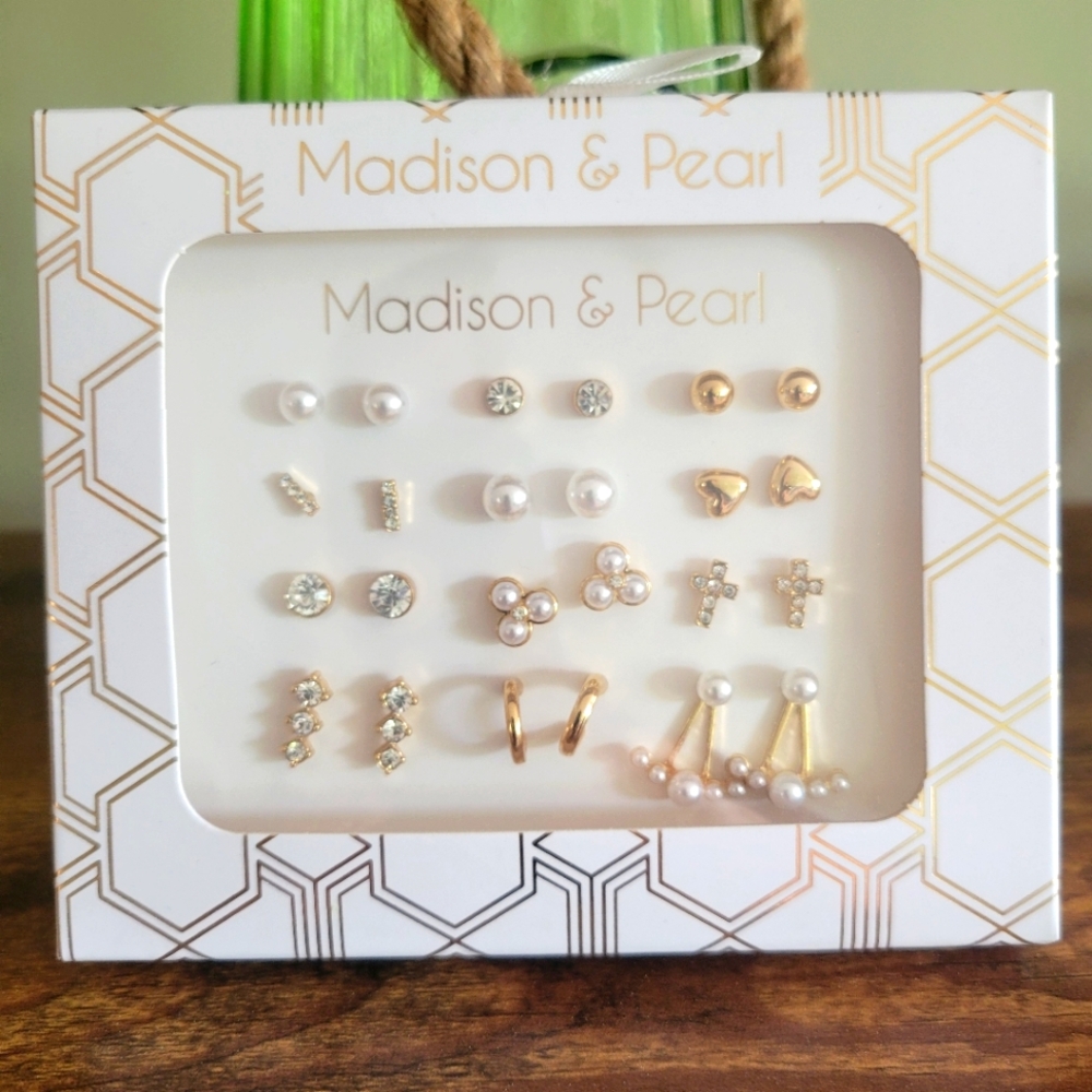 Madison & Pearl Gold and Pearl Earring Set